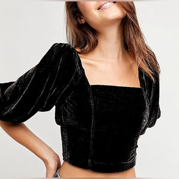 Free People Marie Velvet Puff Sleeve Open Tie Back Top Black size small - Picture 1 of 7